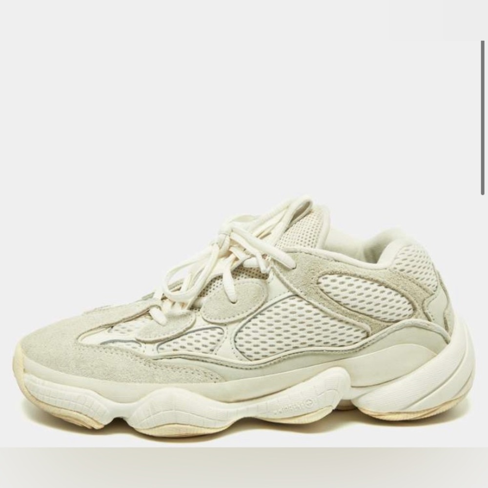 Yeezy Boost 700